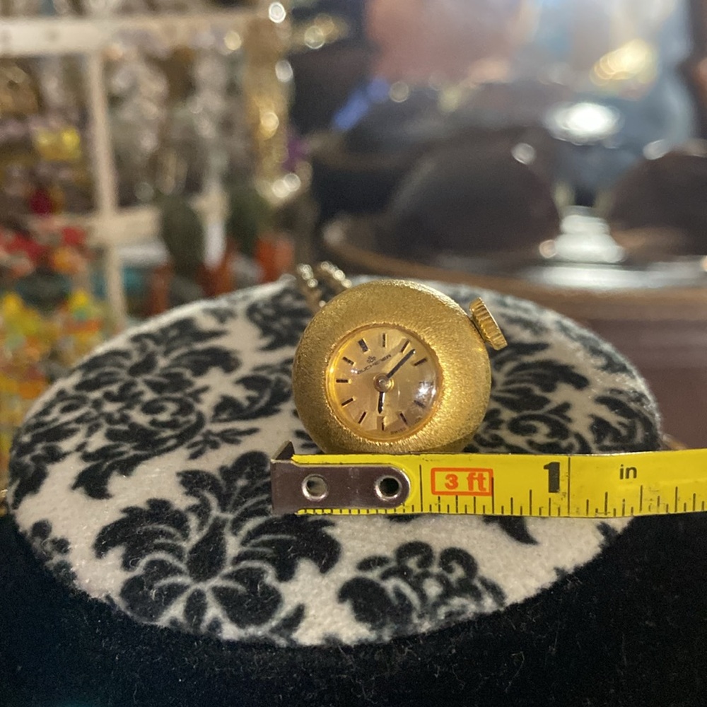 Vintage Bucherer Sphere Watch - Picture 10 of 13